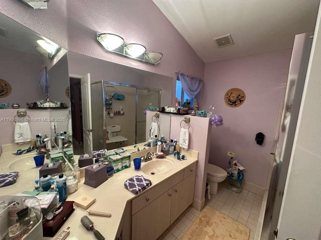 CENTRAL PARK LAKE - Residential