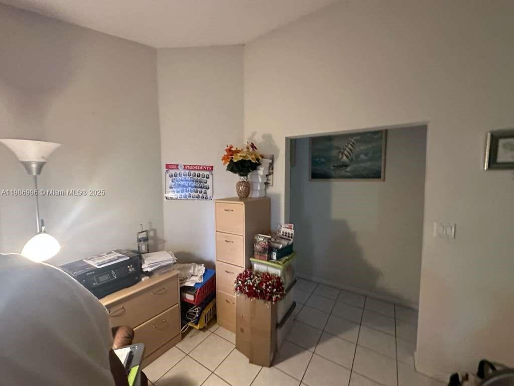 CENTRAL PARK LAKE - Residential