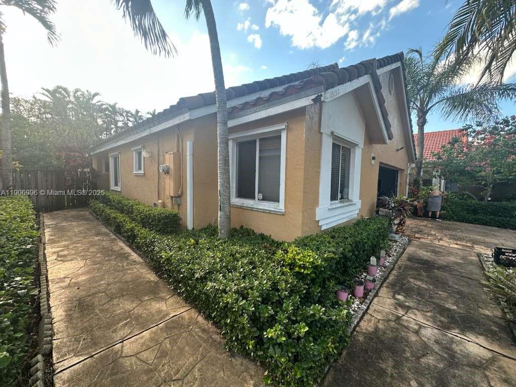 CENTRAL PARK LAKE - Residential