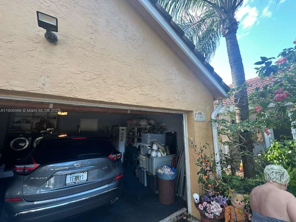 CENTRAL PARK LAKE - Residential