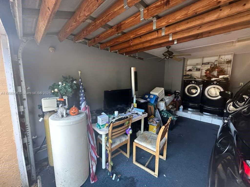 CENTRAL PARK LAKE - Residential