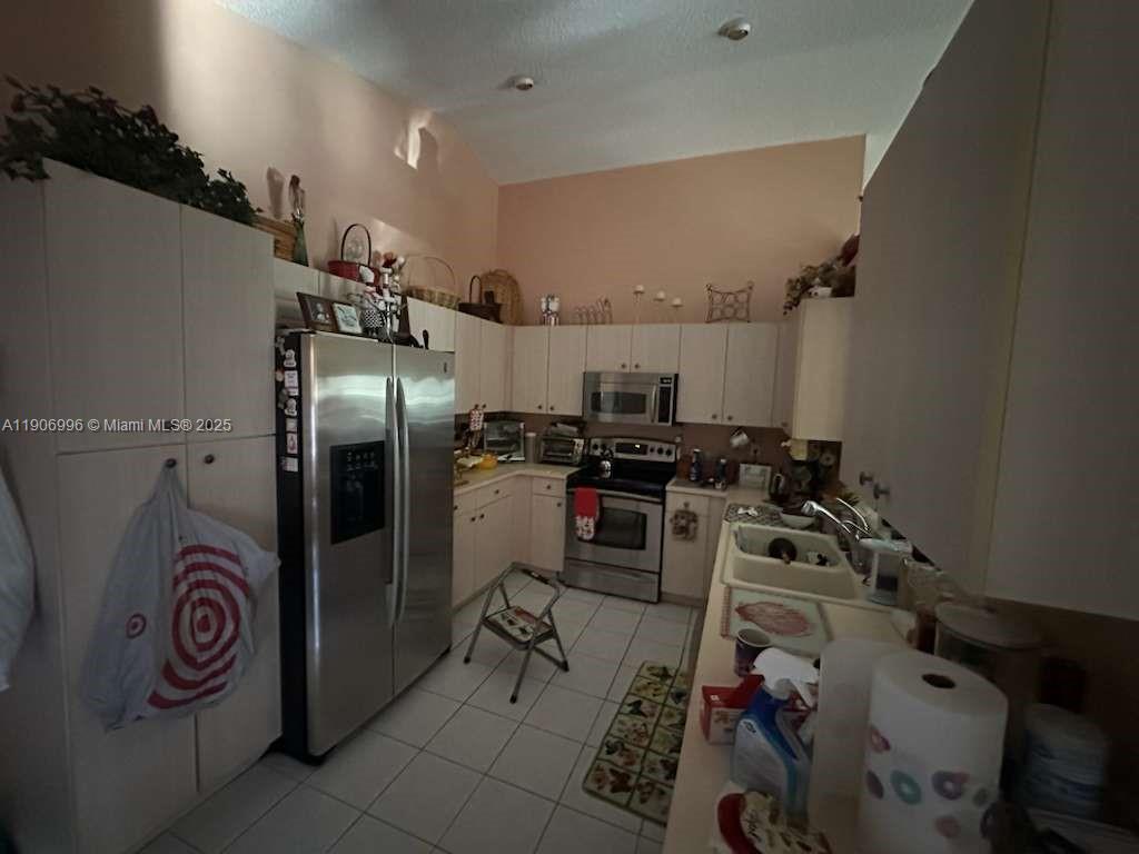 CENTRAL PARK LAKE - Residential