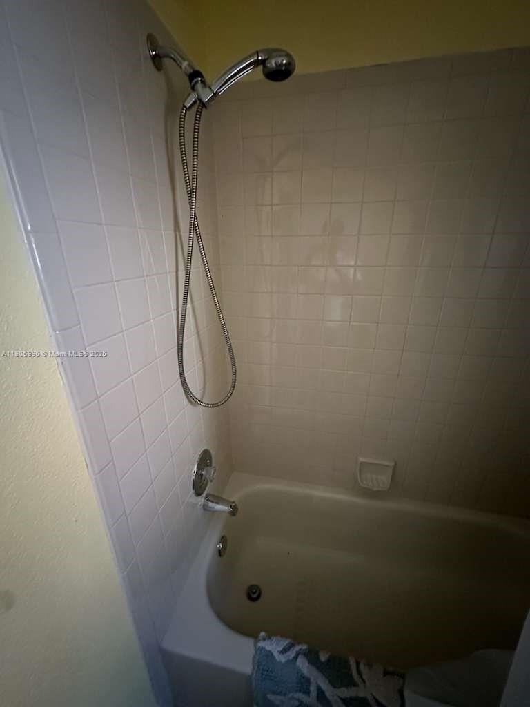 CENTRAL PARK LAKE - Residential