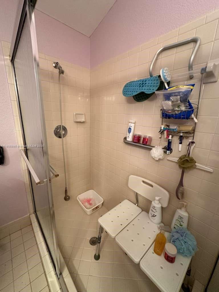 CENTRAL PARK LAKE - Residential