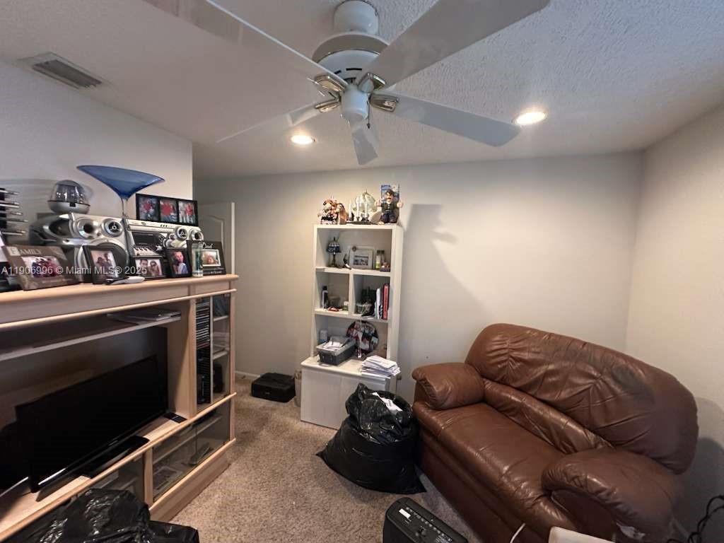 CENTRAL PARK LAKE - Residential