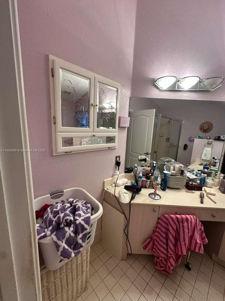 CENTRAL PARK LAKE - Residential