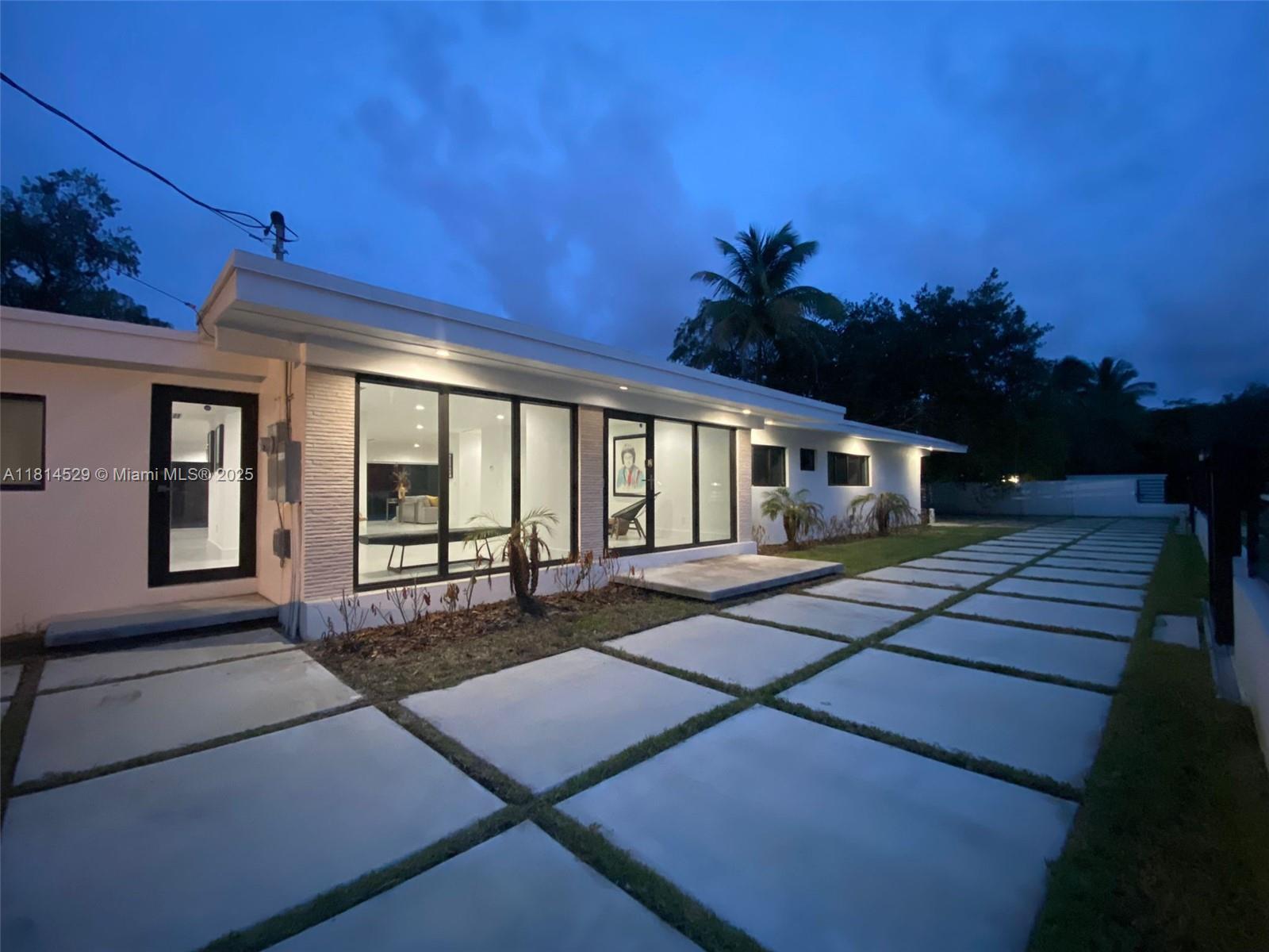 SOUTHLAND HOMES PK - Residential Lease