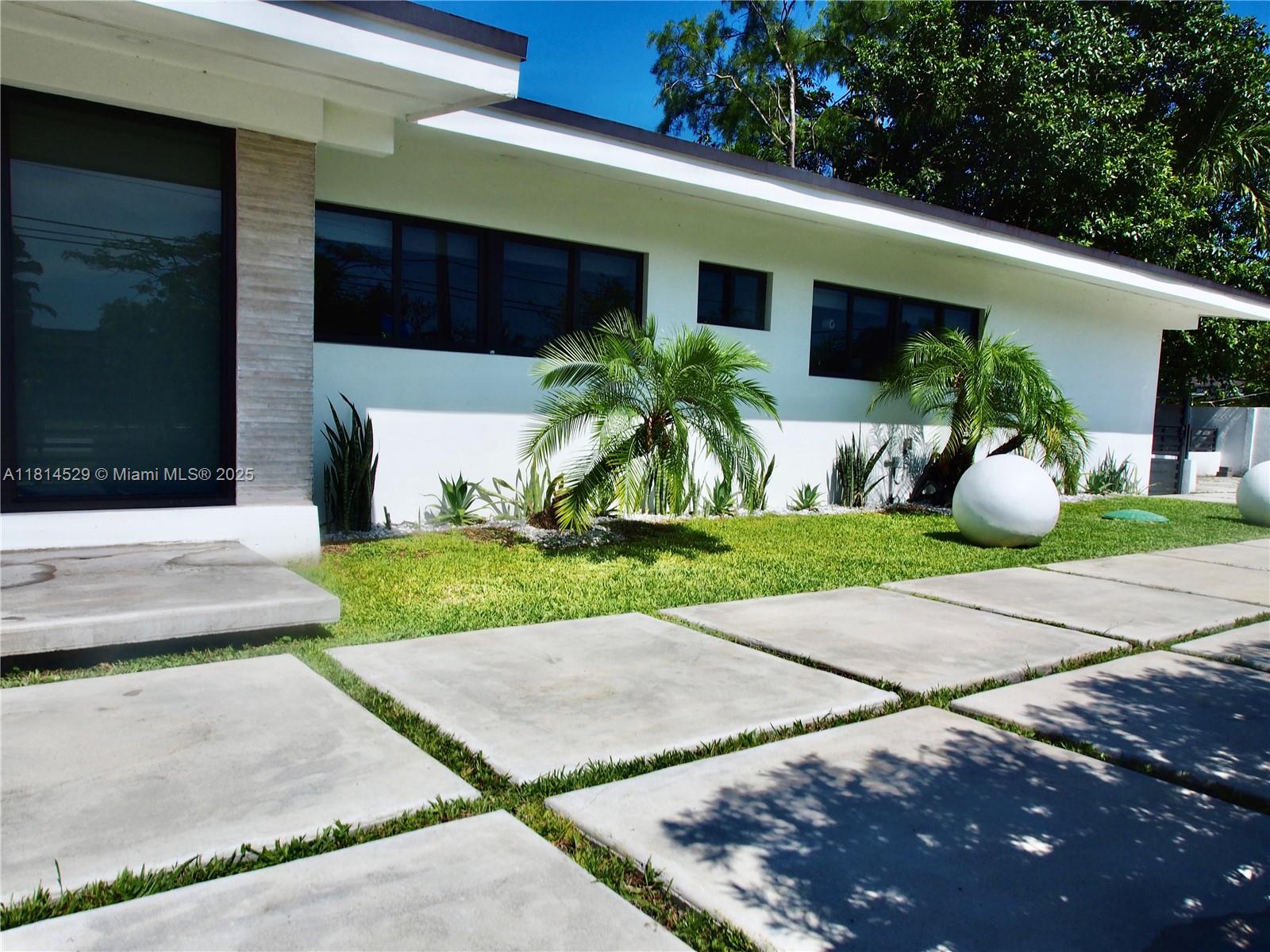 SOUTHLAND HOMES PK - Residential Lease