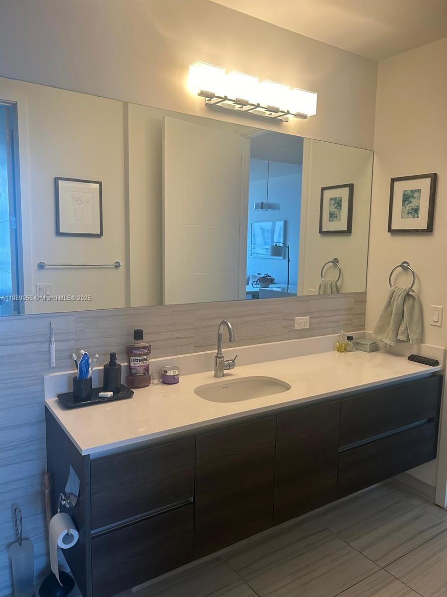 MERRICK MANOR CONDO - Residential