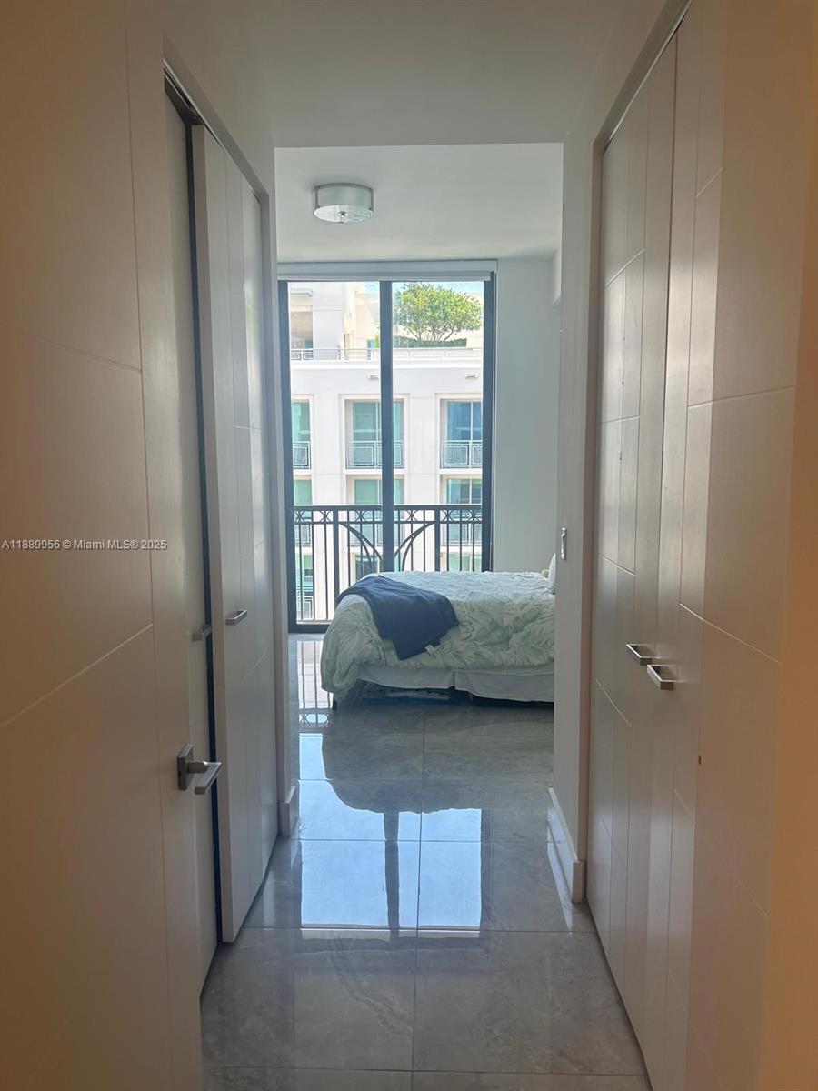MERRICK MANOR CONDO - Residential