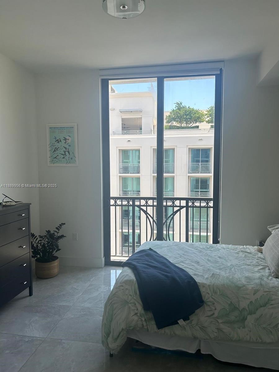 MERRICK MANOR CONDO - Residential