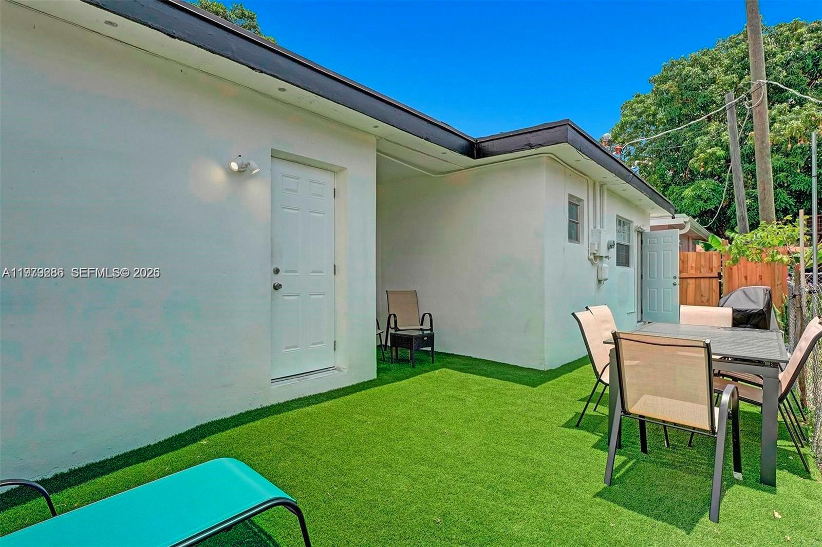 GEORGETOWN 4 CONDO - Residential