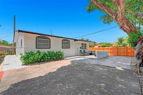 2338 Fillmore St 2A Hollywood FL 33020