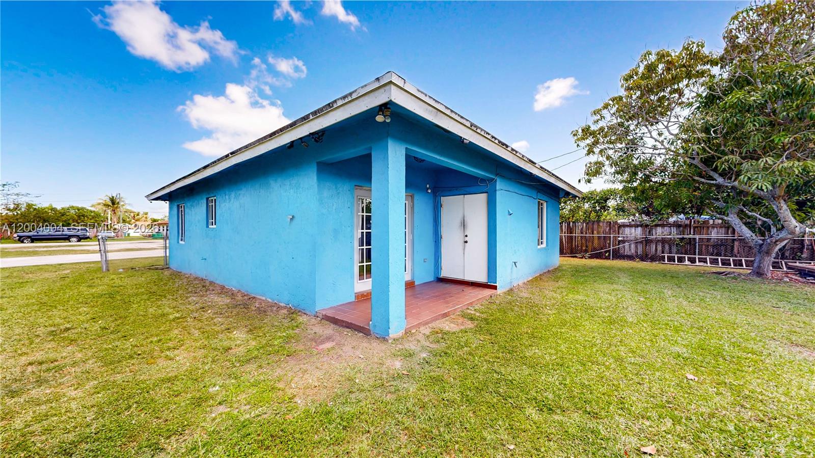 DIXIE PINES NO 2 - Residential