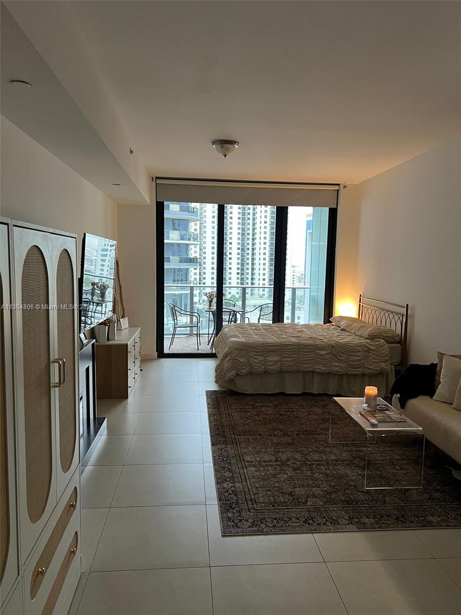 1010 BRICKELL CONDO - Residential