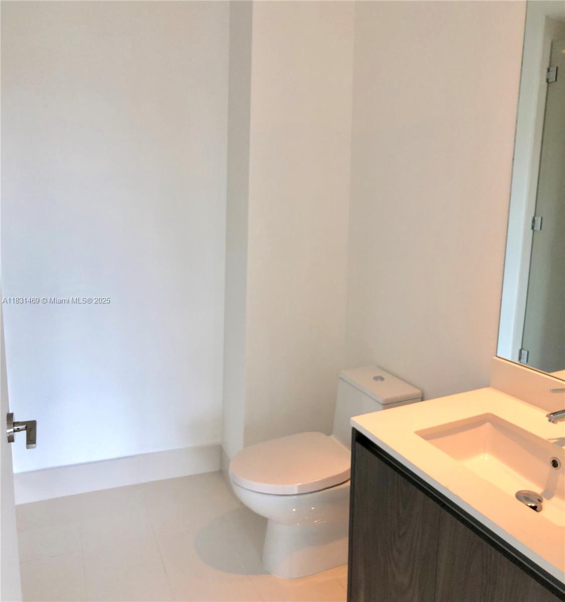 GRAN PARAISO CONDO - Residential