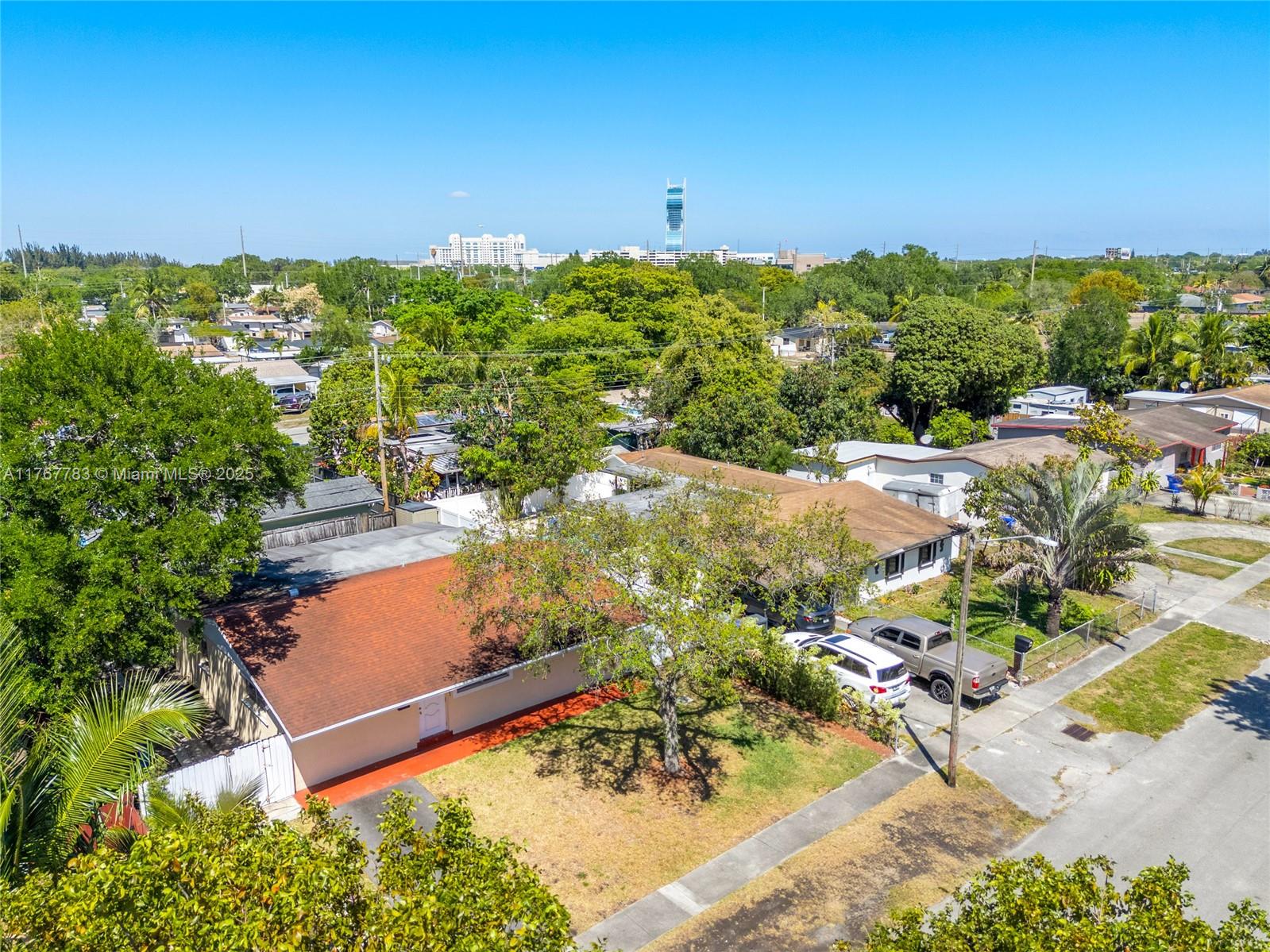 LINWOOD GARDENS - Residential