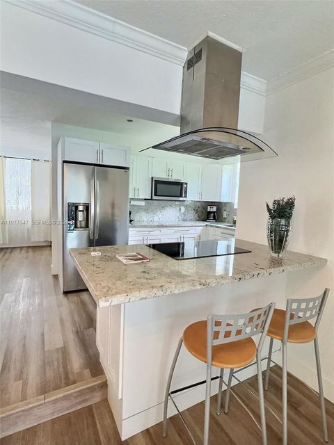 Tiny photo for 3911 SW 61st Ave, Miami, FL 33155 (MLS # A11977547)