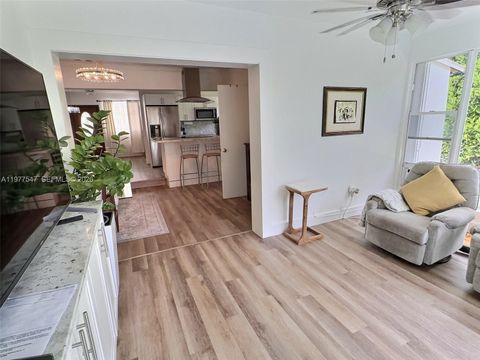 Tiny photo for 3911 SW 61st Ave, Miami, FL 33155 (MLS # A11977547)