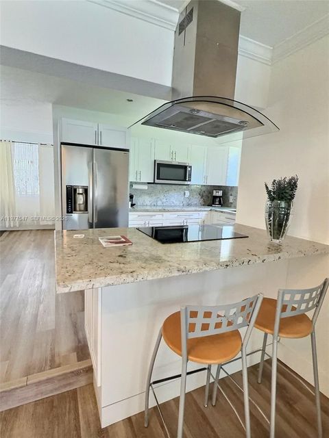 Tiny photo for 3911 SW 61st Ave, Miami, FL 33155 (MLS # A11977547)