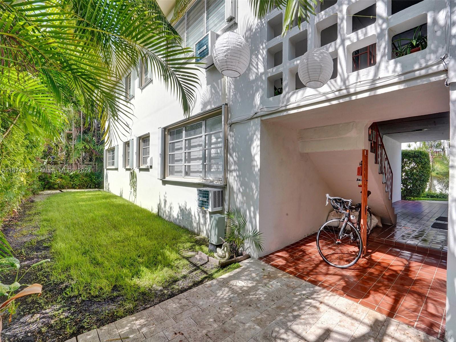 BEACH VISTA APTS CO-OP - Residential Lease