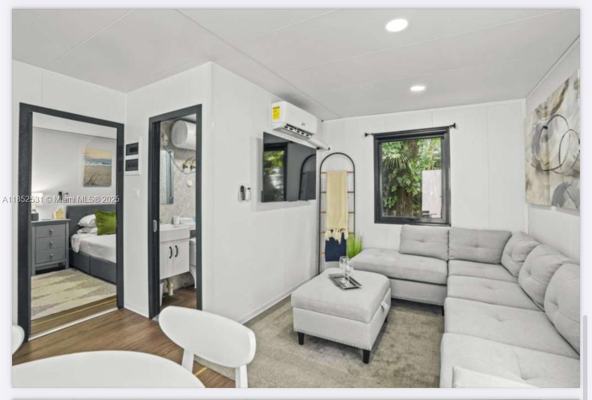 GOLDEN GATE EST UNIT 46 - Residential