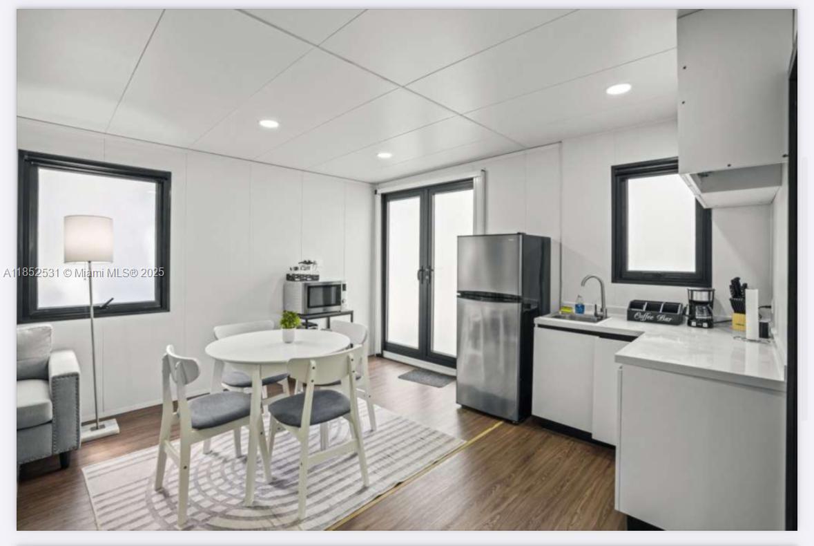 GOLDEN GATE EST UNIT 46 - Residential