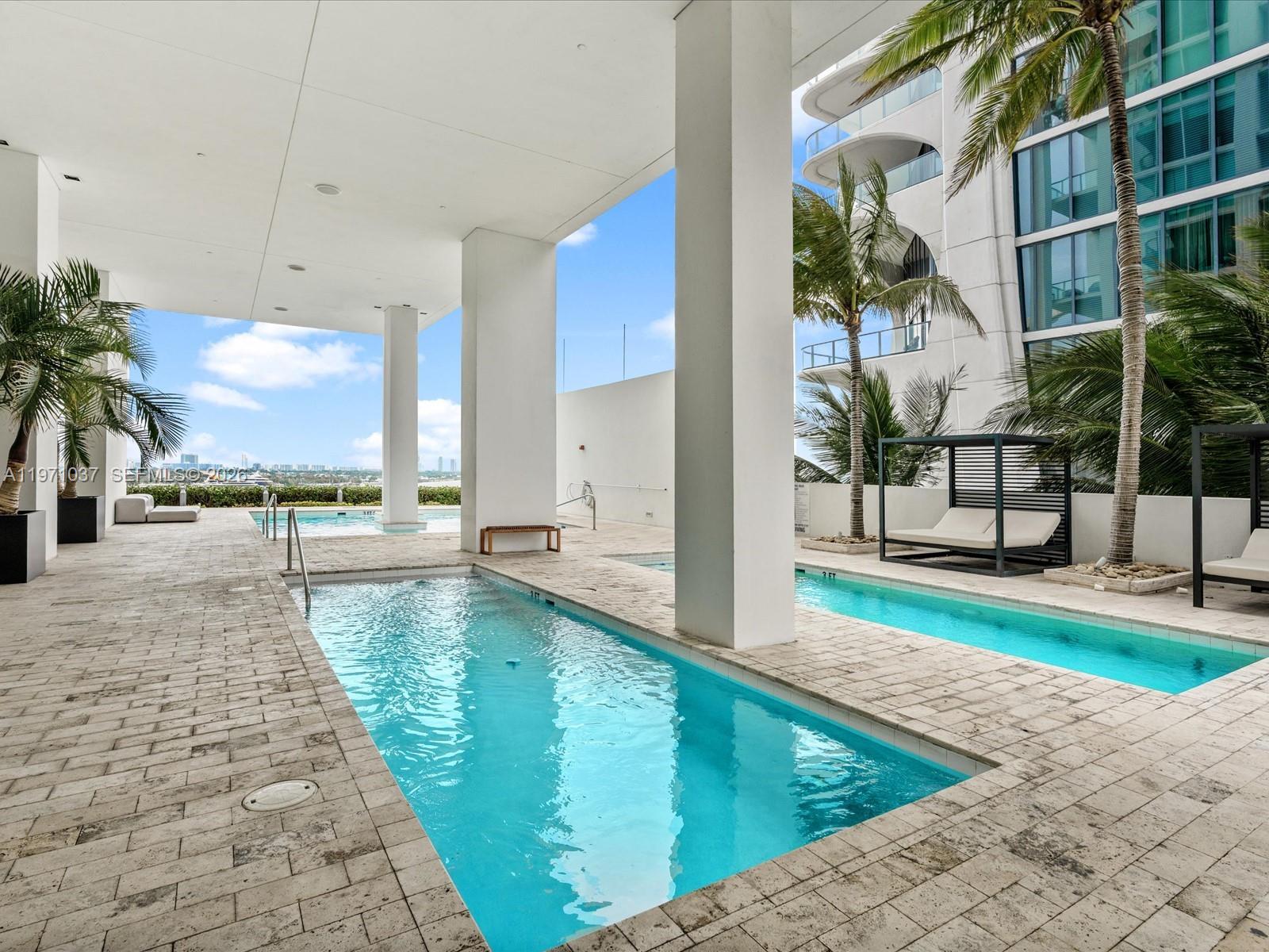 TEN MUSEUM PK RESIDENTIAL - Residential