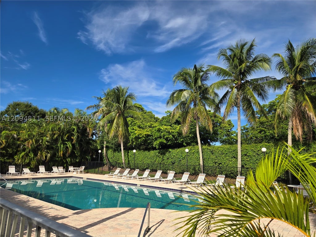 Photo of 1204 Belmont Pl, Boynton Beach, FL 33436 (MLS # A12094811)