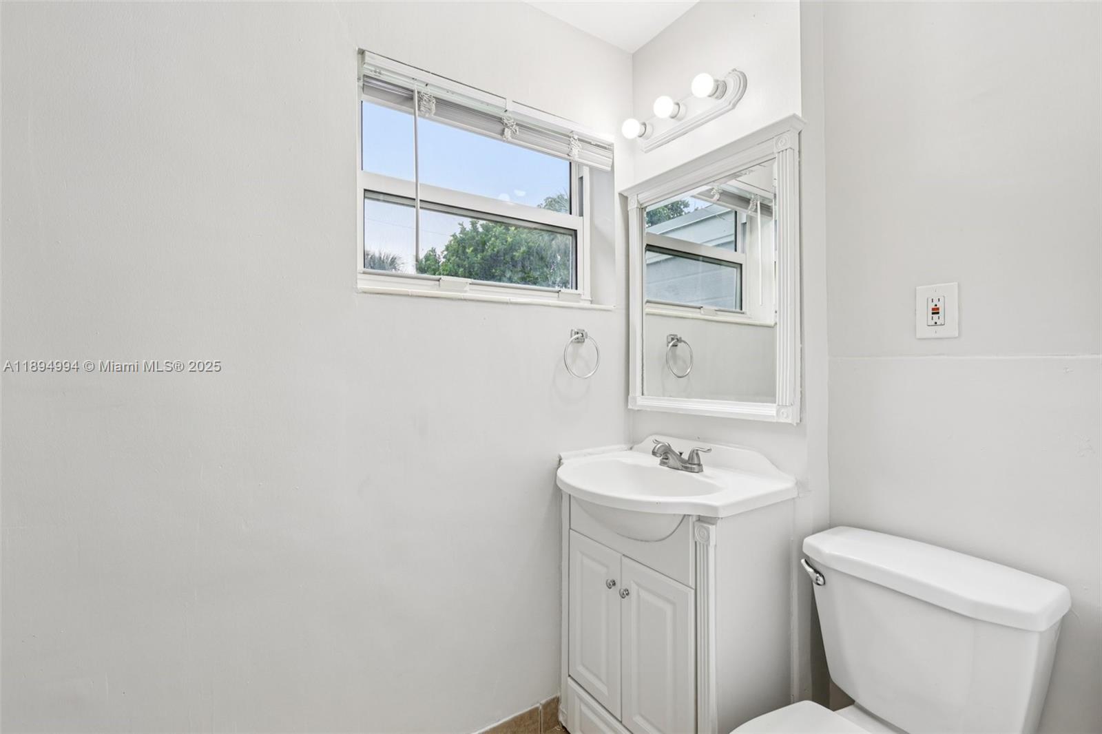 MONTEZ GARDENS - Residential
