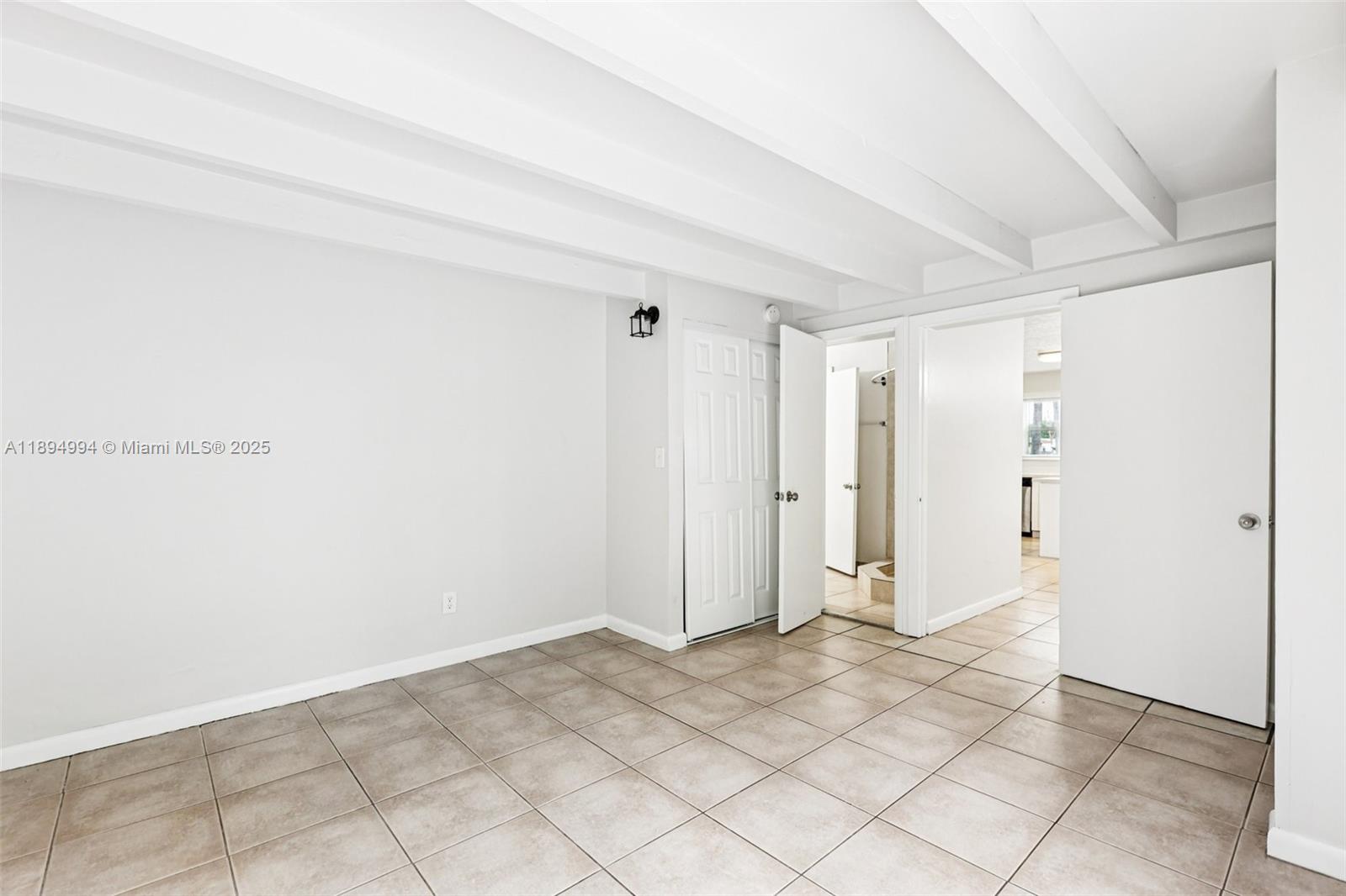 MONTEZ GARDENS - Residential