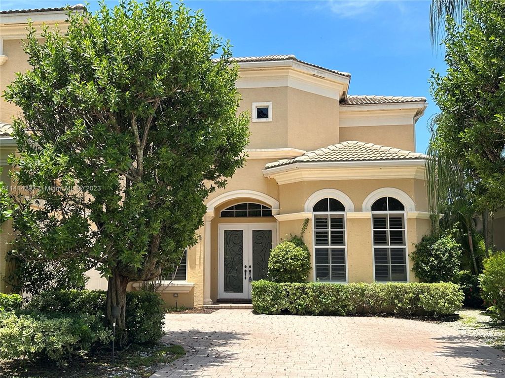 Photo of 138 Tranquilla Dr, Palm Beach Gardens, FL 33418 (MLS # A11414297)