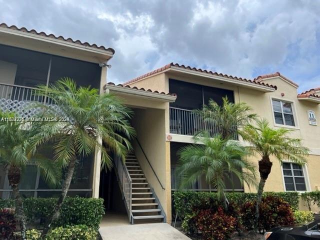ROYAL POINCIANA CONDO - Residential Lease