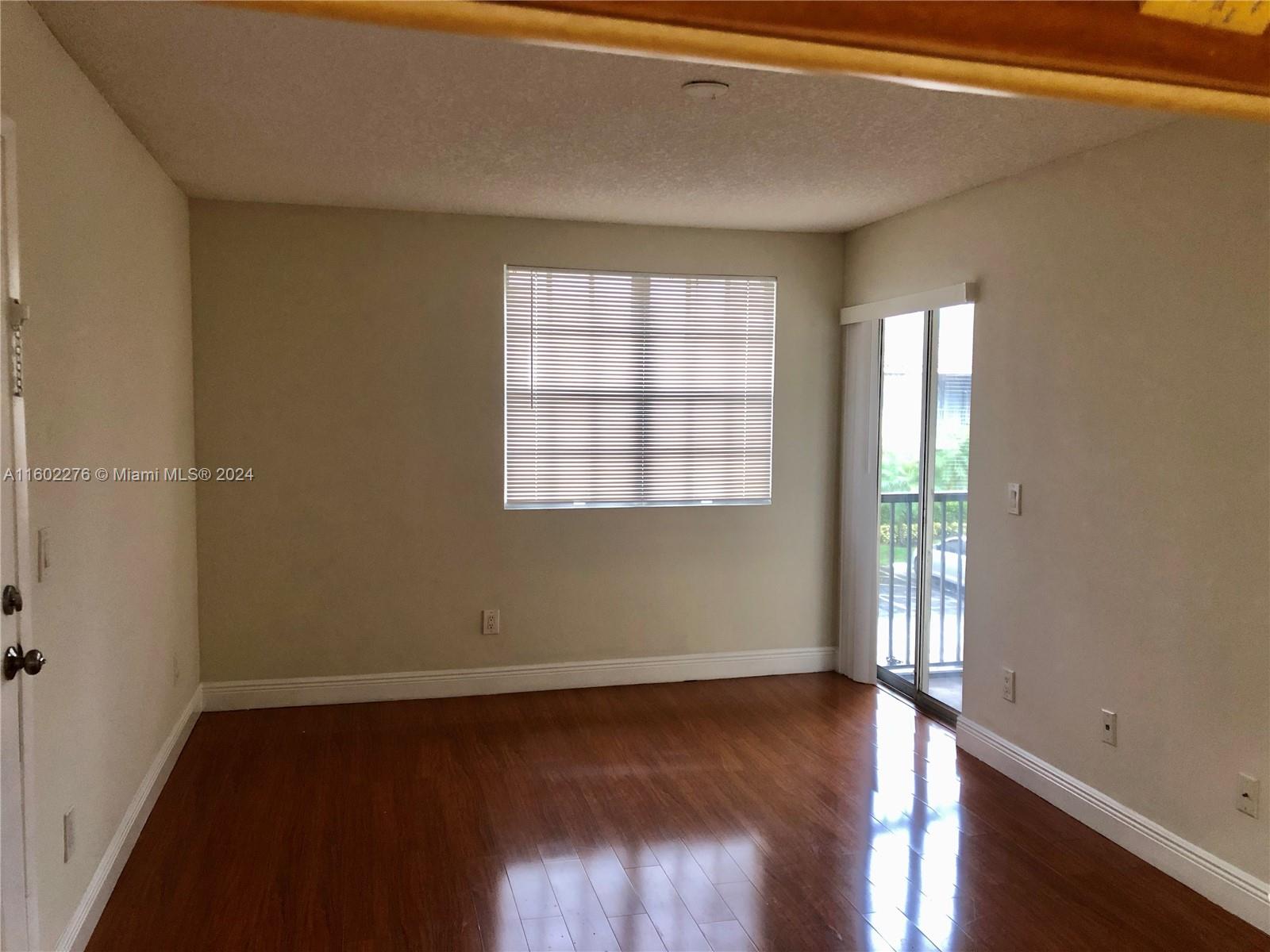 ROYAL POINCIANA CONDO - Residential Lease