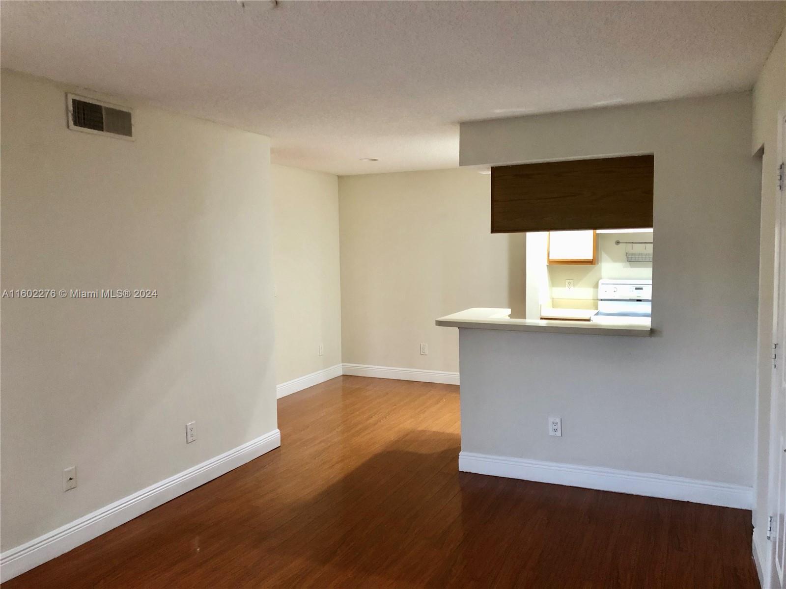 ROYAL POINCIANA CONDO - Residential Lease