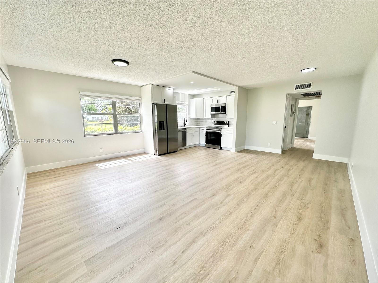 213 N Oakridge  N 213