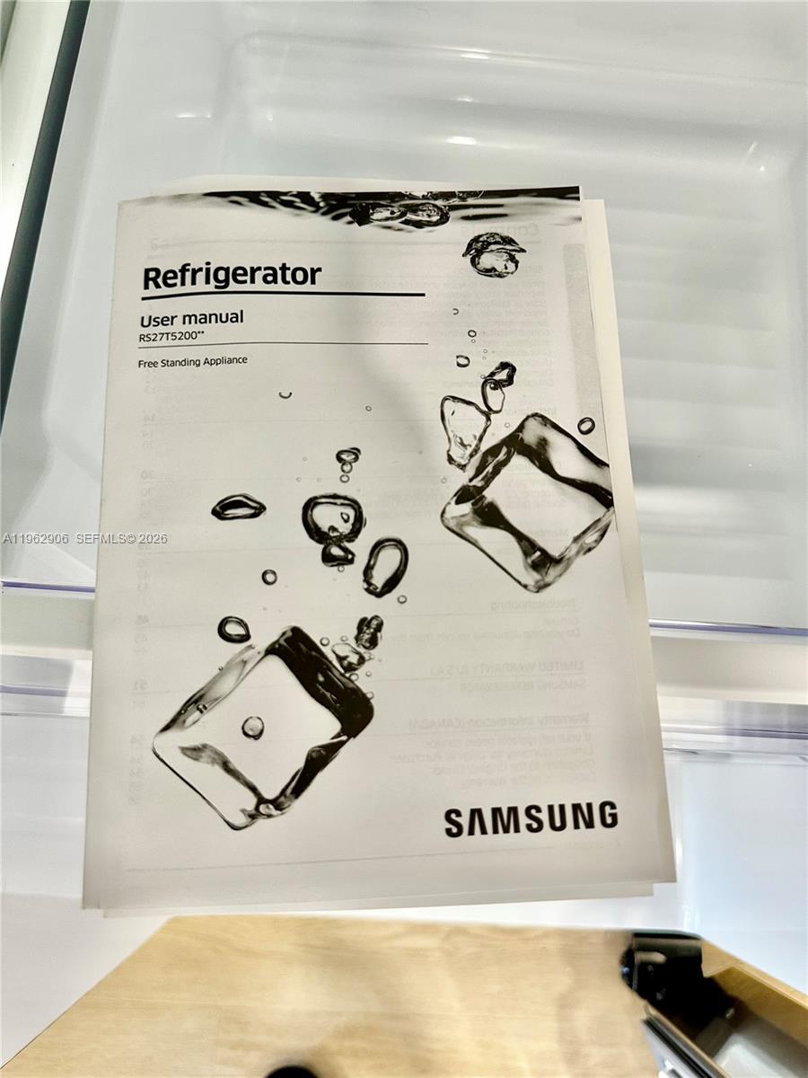 OAKRIDGE N CONDO - Residential