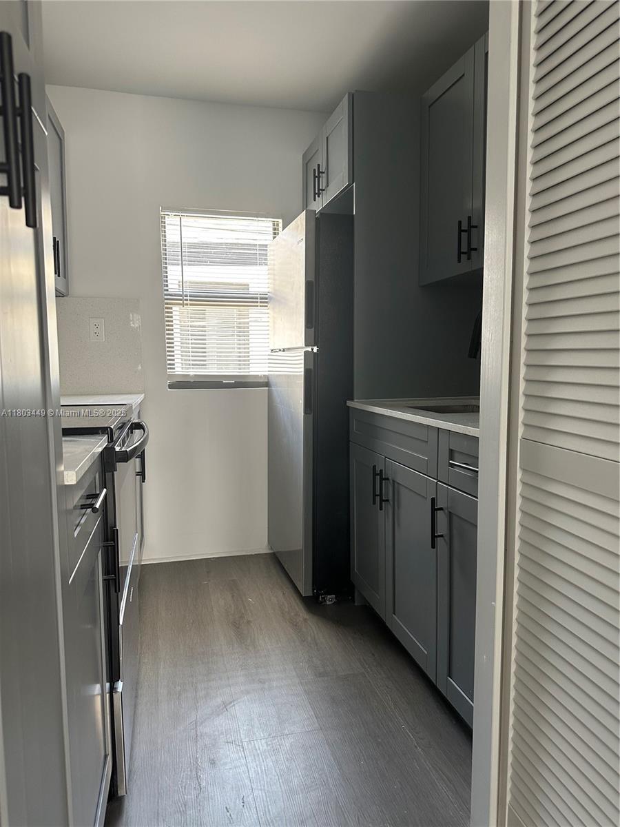 638 SW 21st Ave 628-3