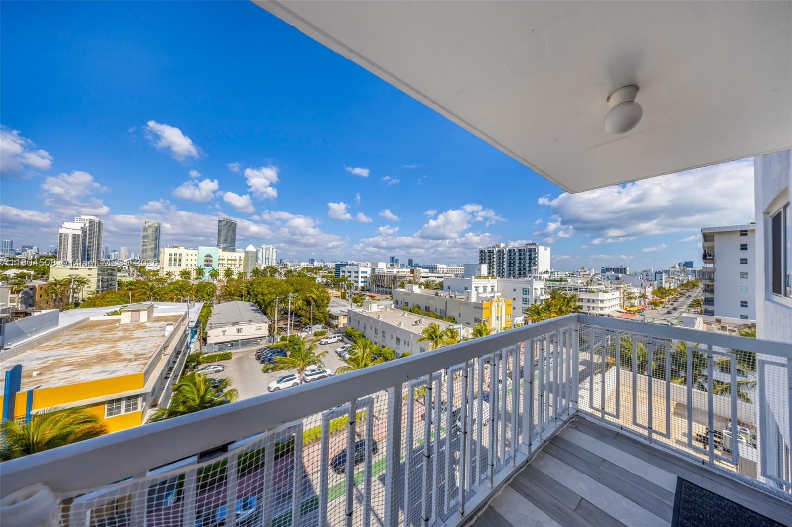 THE PRESIDENTIAL CONDO - Residential Lease