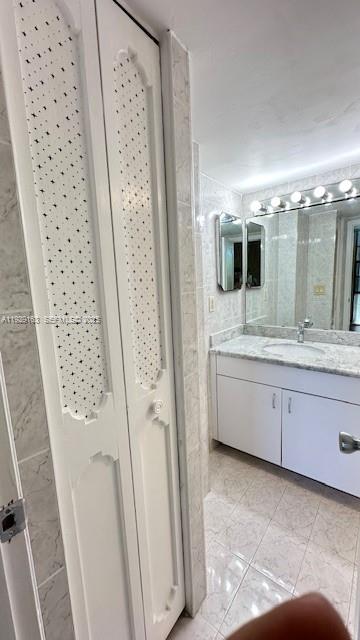 ENSENADA CONDO BLDG E-II - Residential Lease