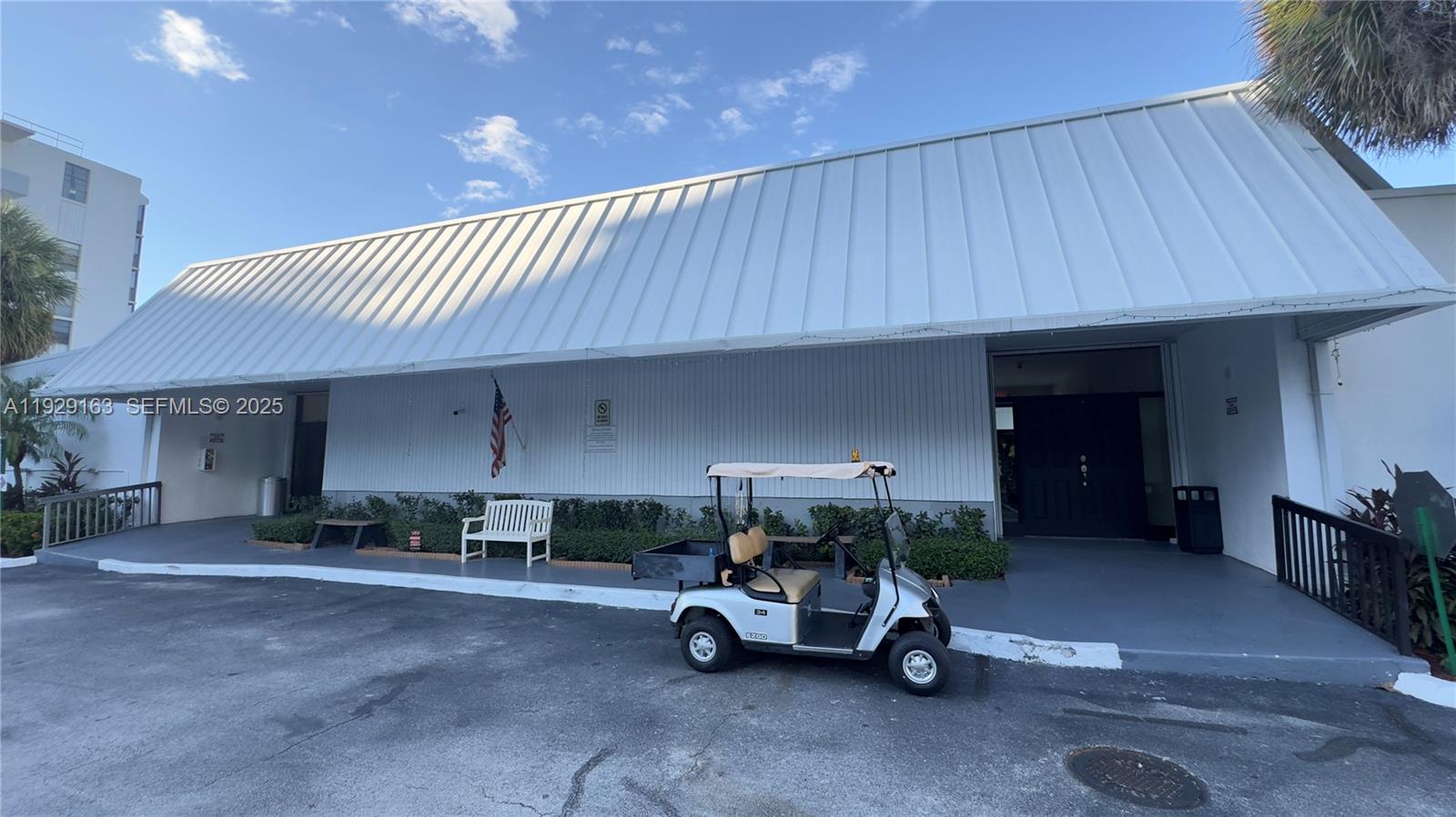 ENSENADA CONDO BLDG E-II - Residential Lease