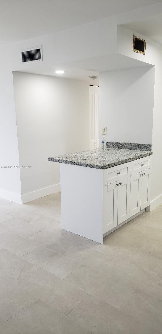 PINEBARK CONDO NO 3 - Residential Lease