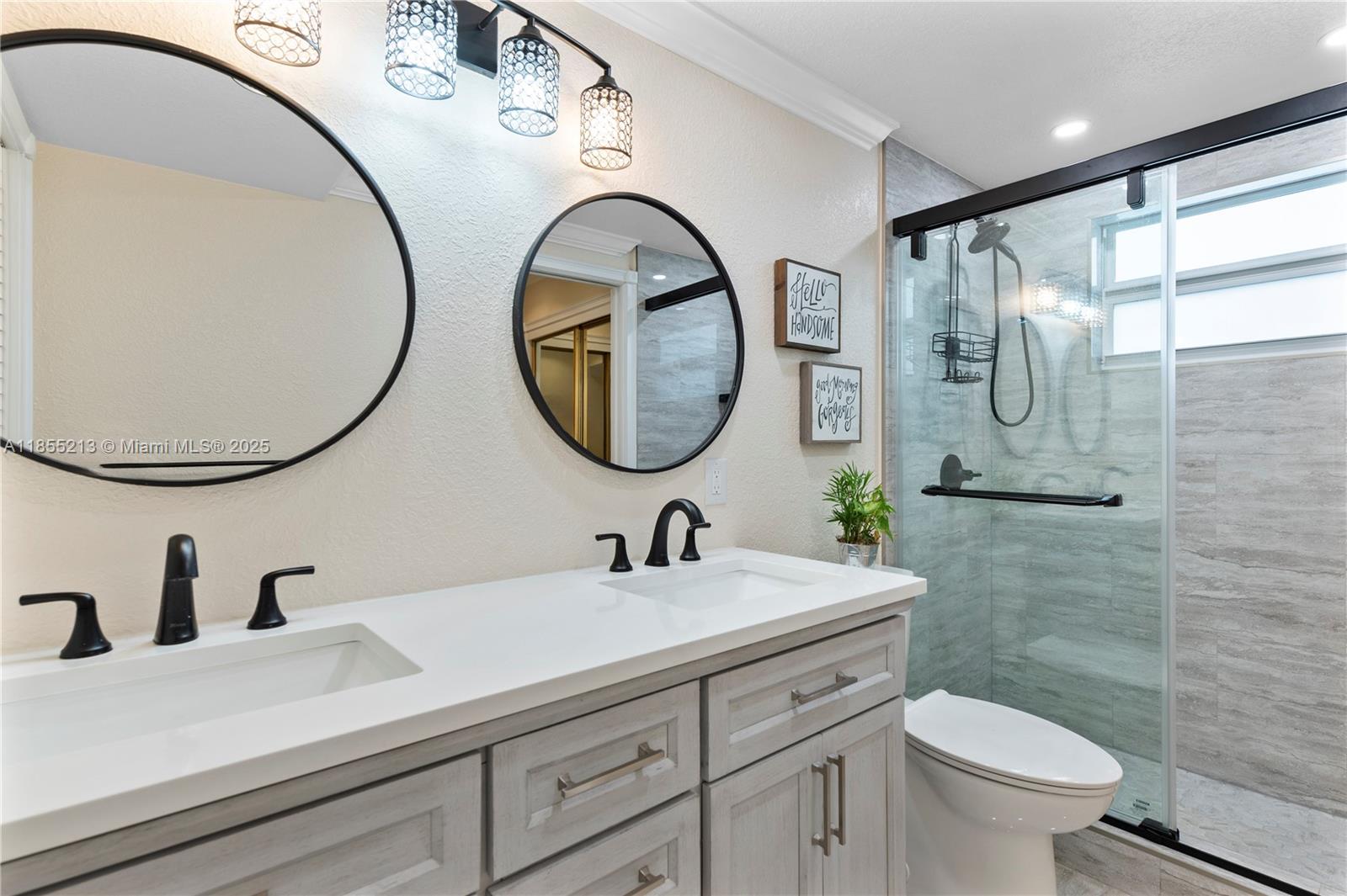 SECOND GULFSTREAM GARDEN - Residential