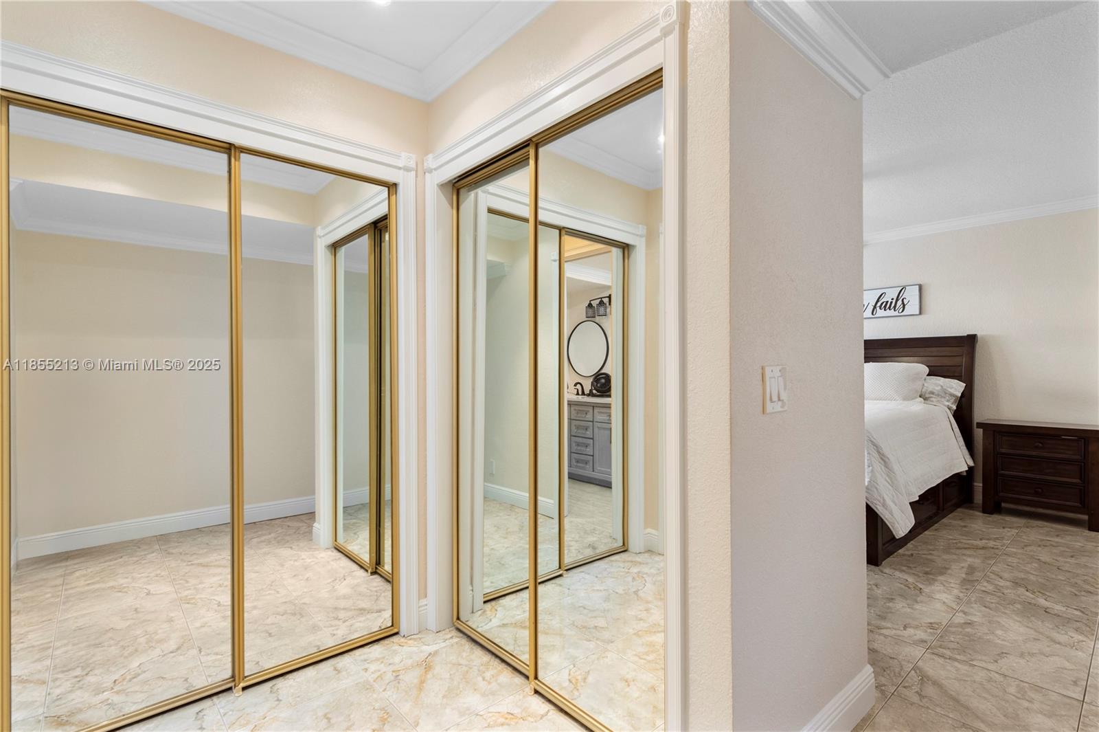 SECOND GULFSTREAM GARDEN - Residential