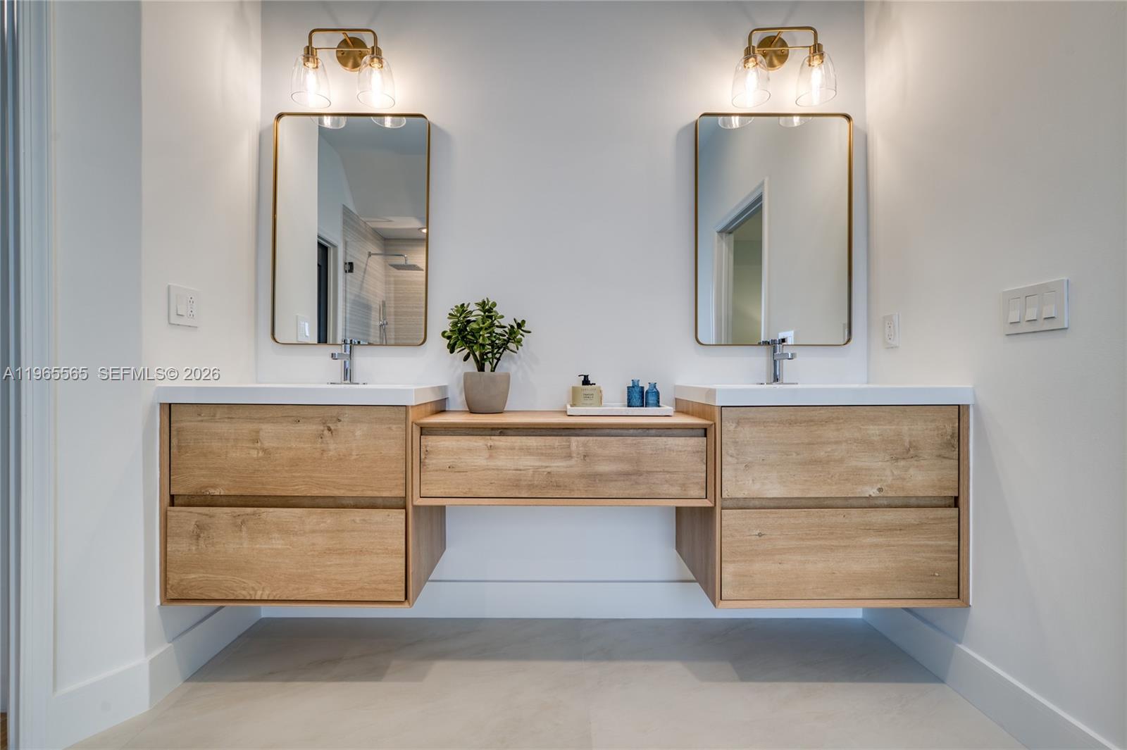 SANCTUARY 2 - Residential