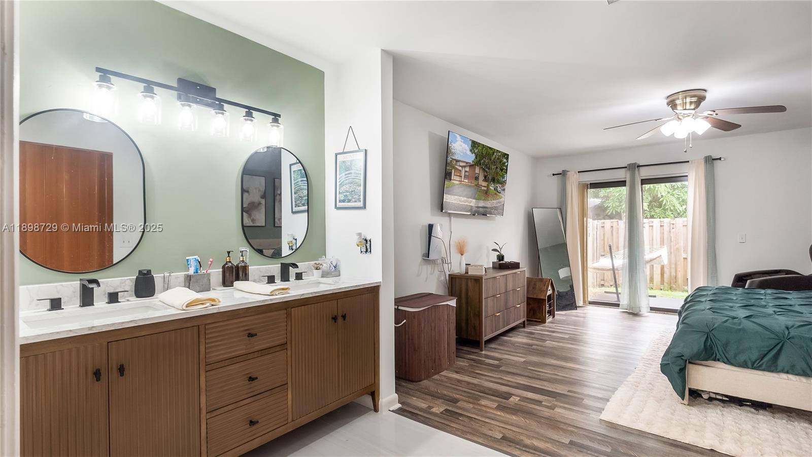 SUNRISE GOLF VILLAGE NORT - Residential