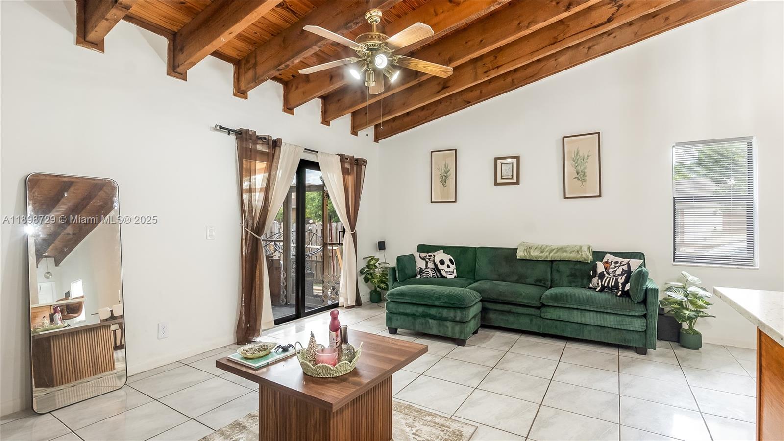 SUNRISE GOLF VILLAGE NORT - Residential