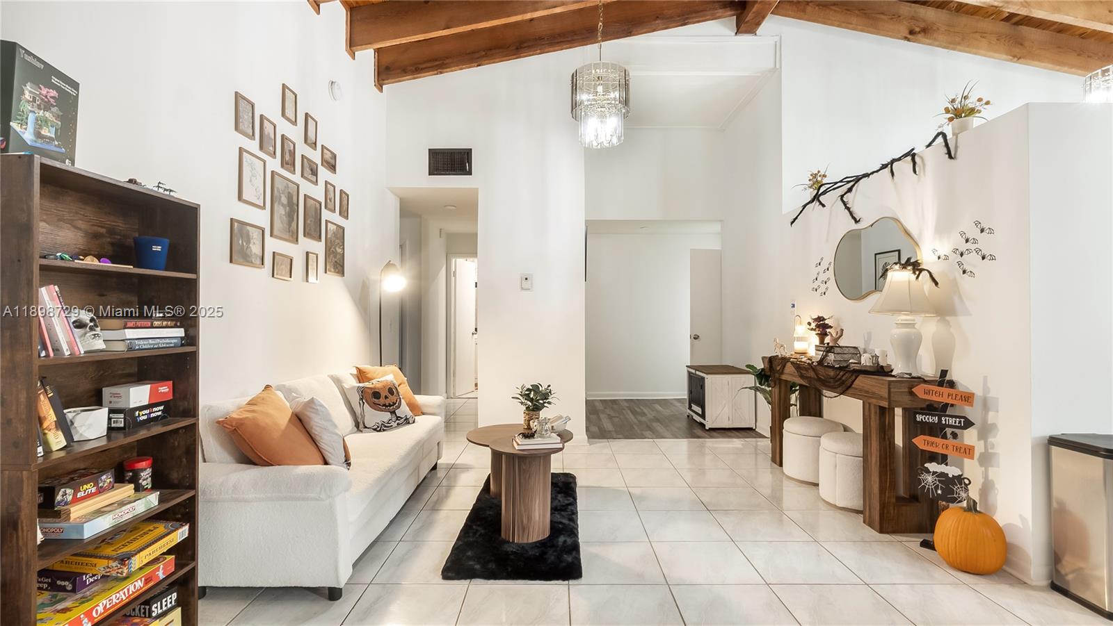 SUNRISE GOLF VILLAGE NORT - Residential