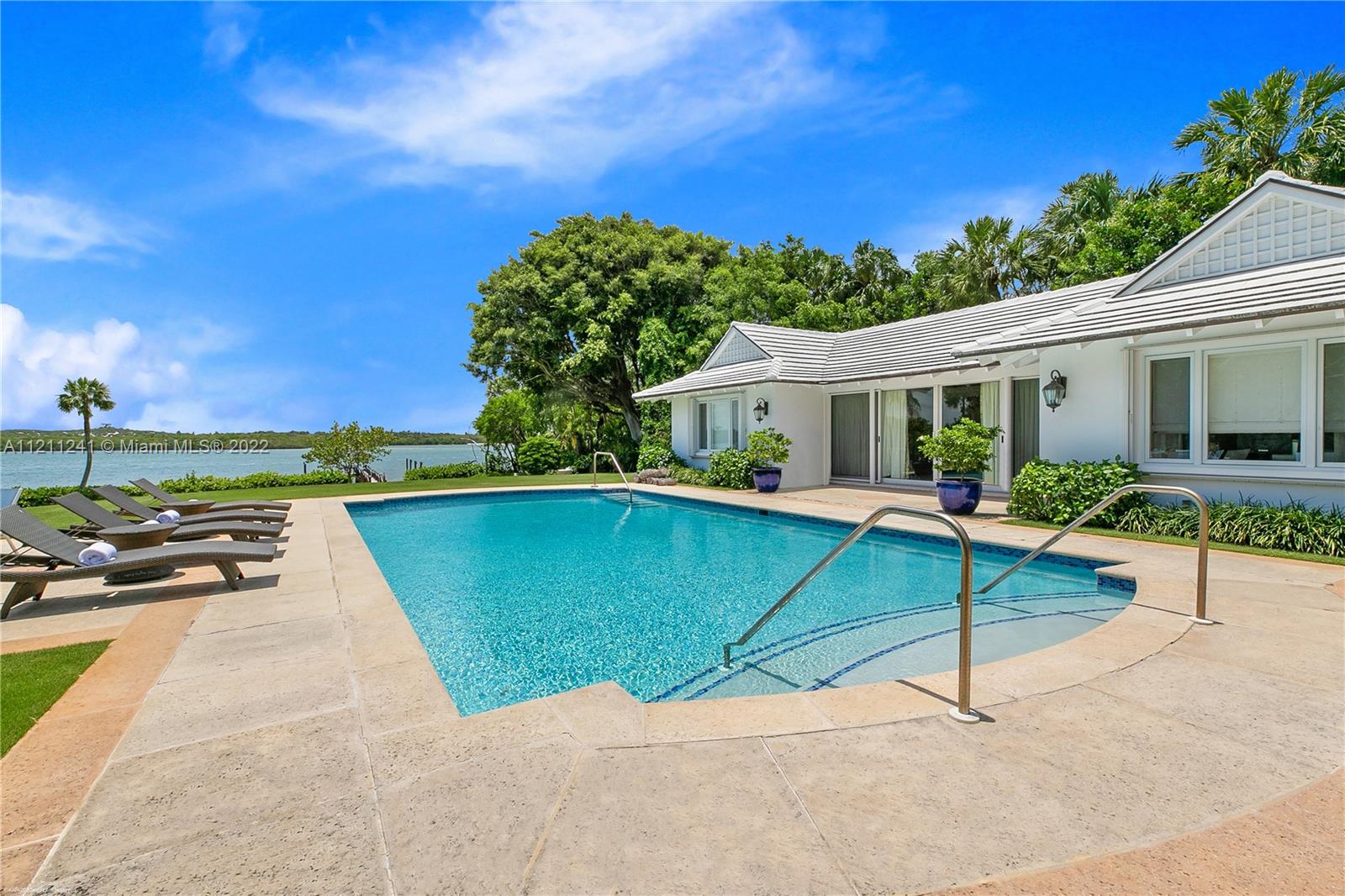 JUPITER ISLAND - Residential