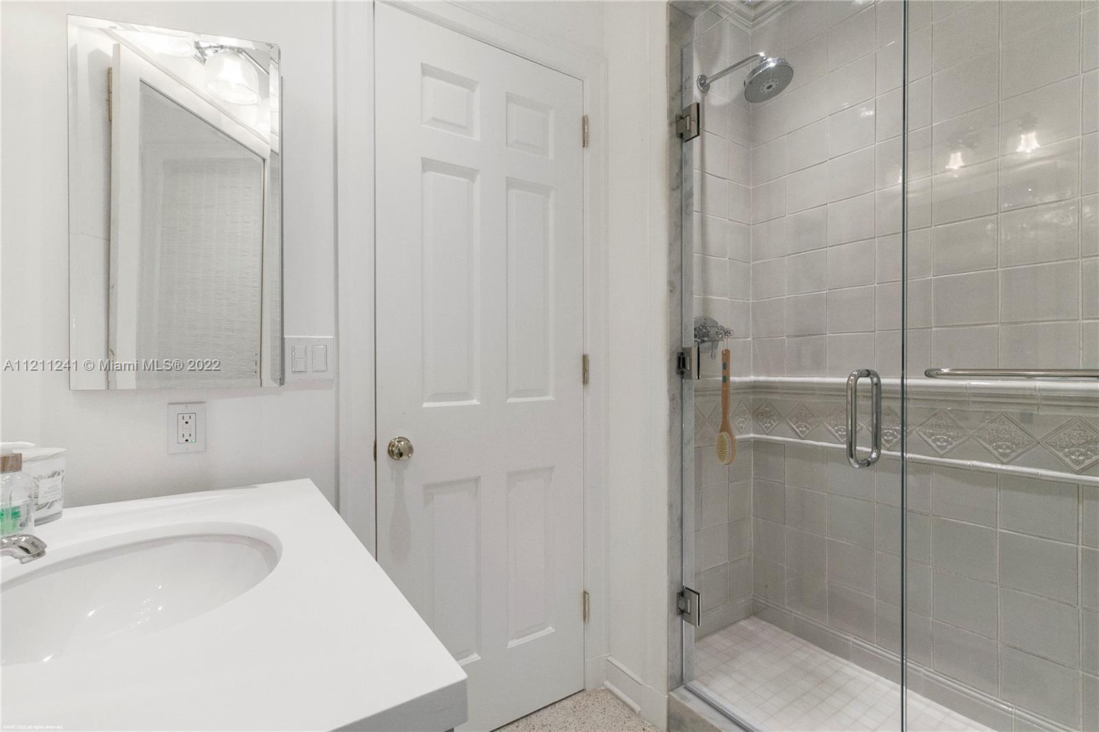 JUPITER ISLAND - Residential